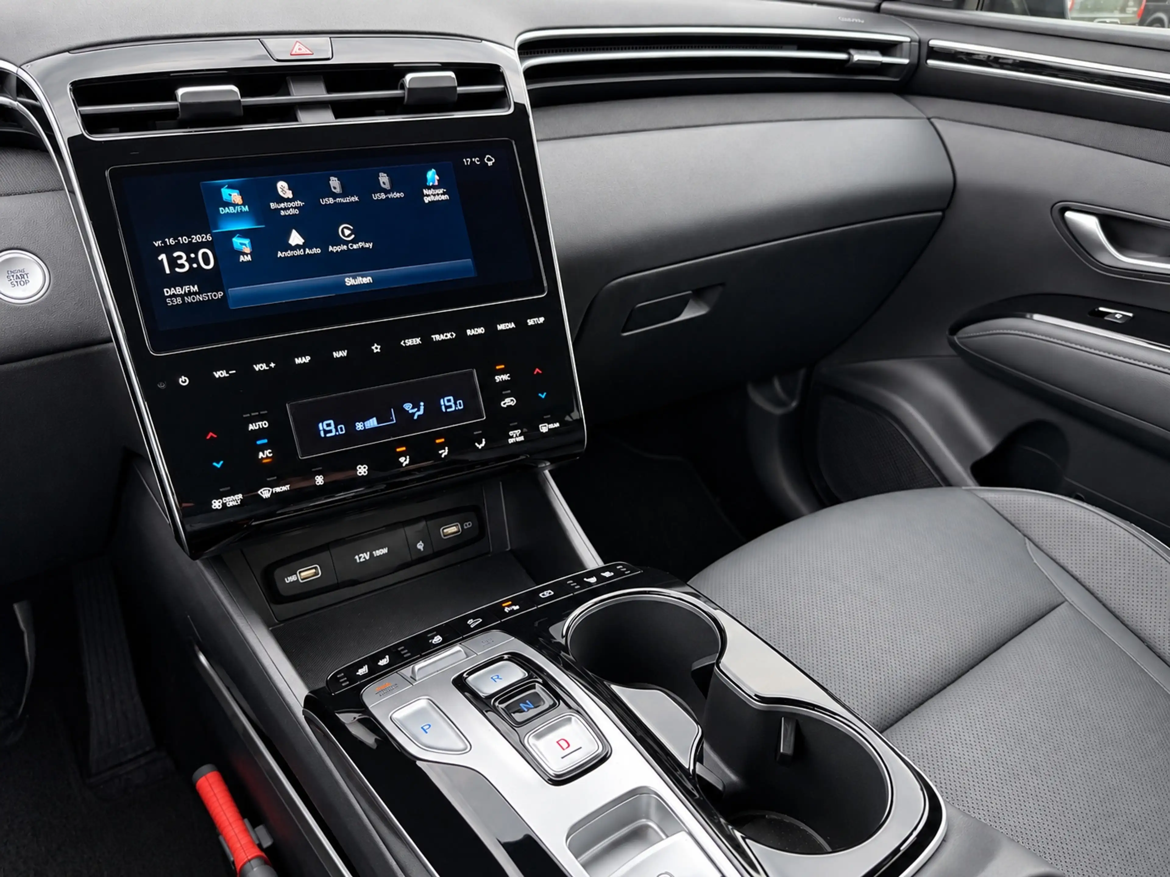 Hyundai TUCSON 1.6 T-GDI PHEV Premium 4WD | Apple Carplay/Android — photo 13