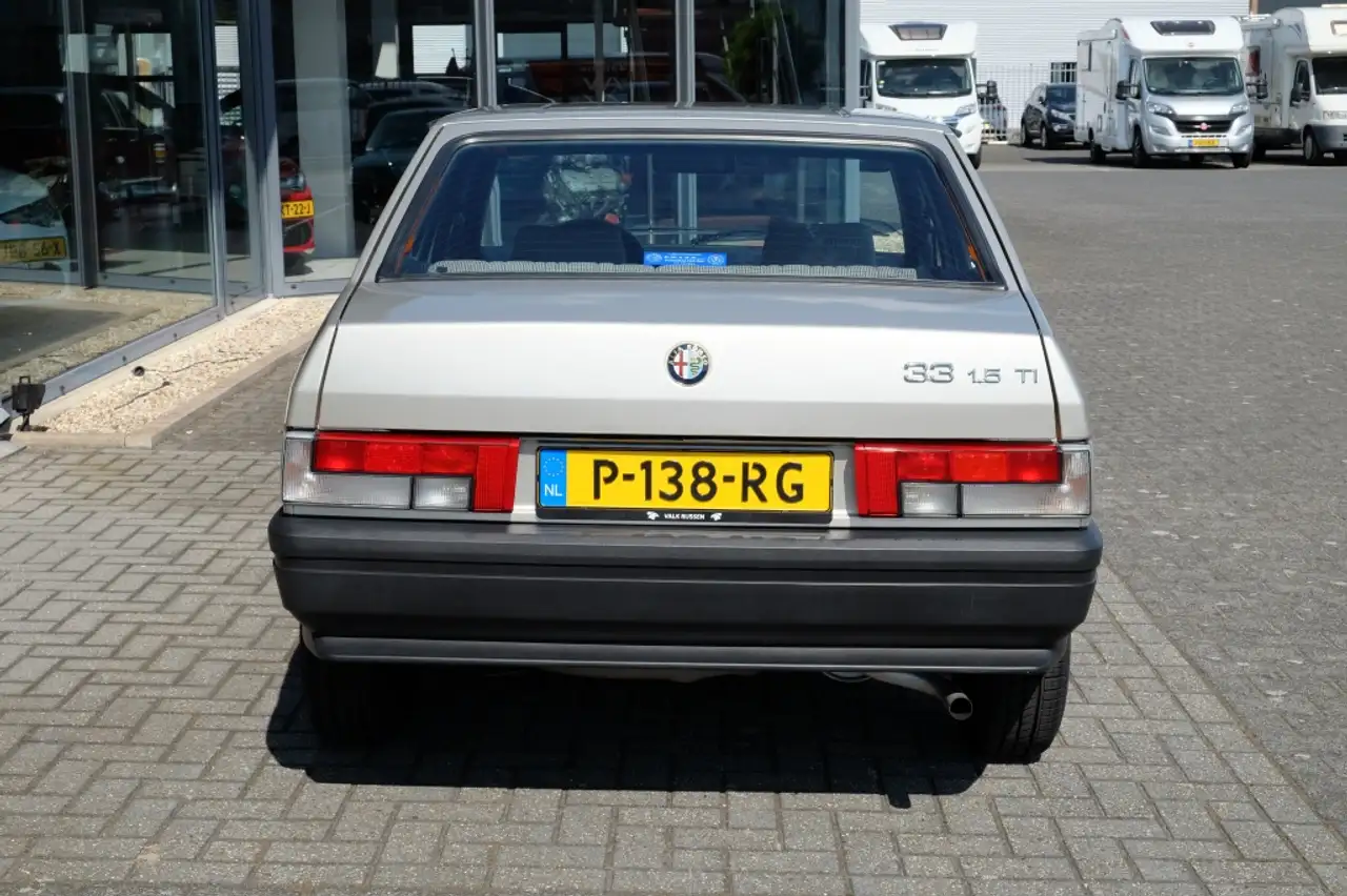 Alfa Romeo 33 ALFA 33 1.5 TI Airco Nieuwstaat, foto 9