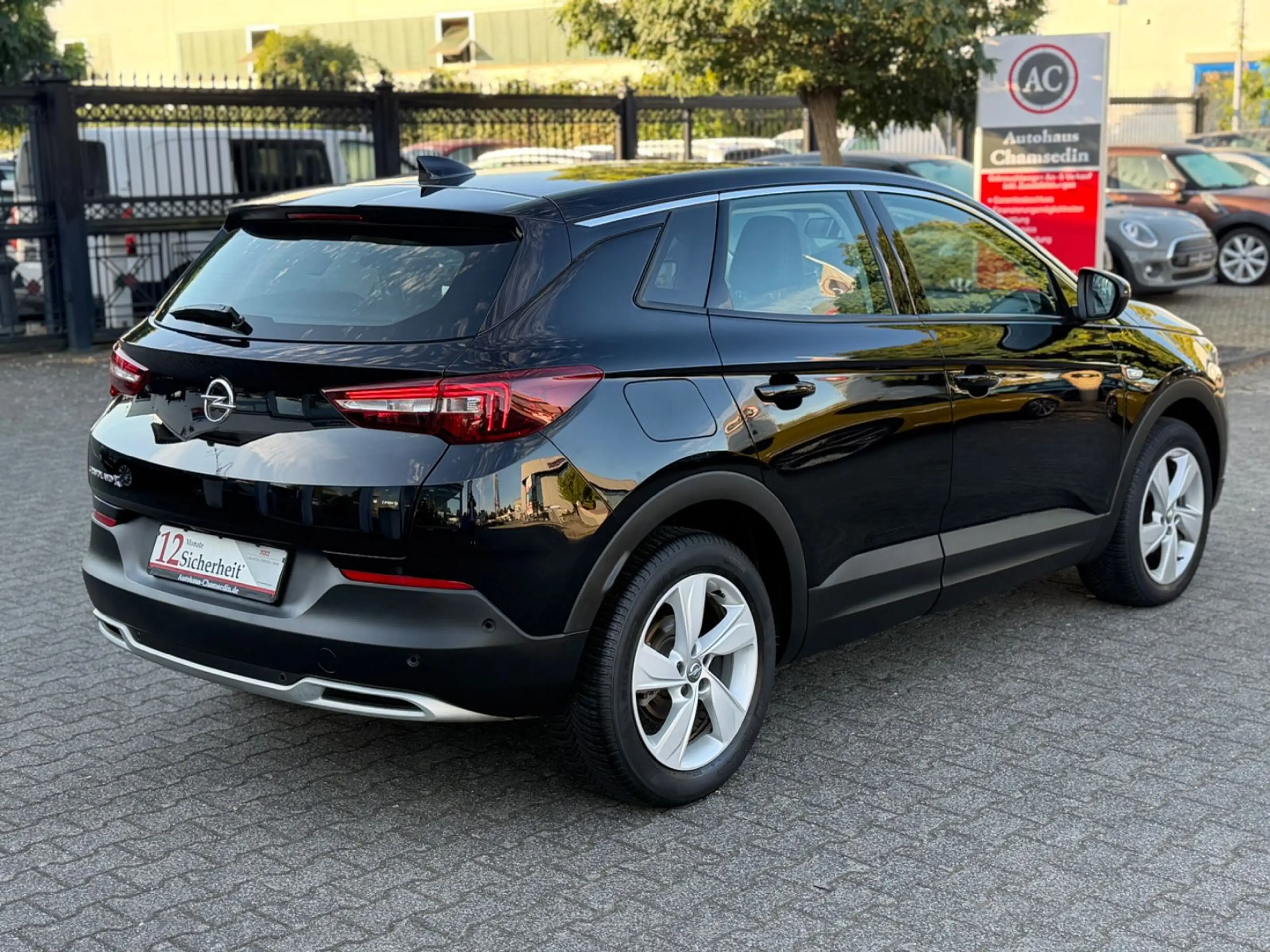 Opel Grandland X Innovation — photo 6