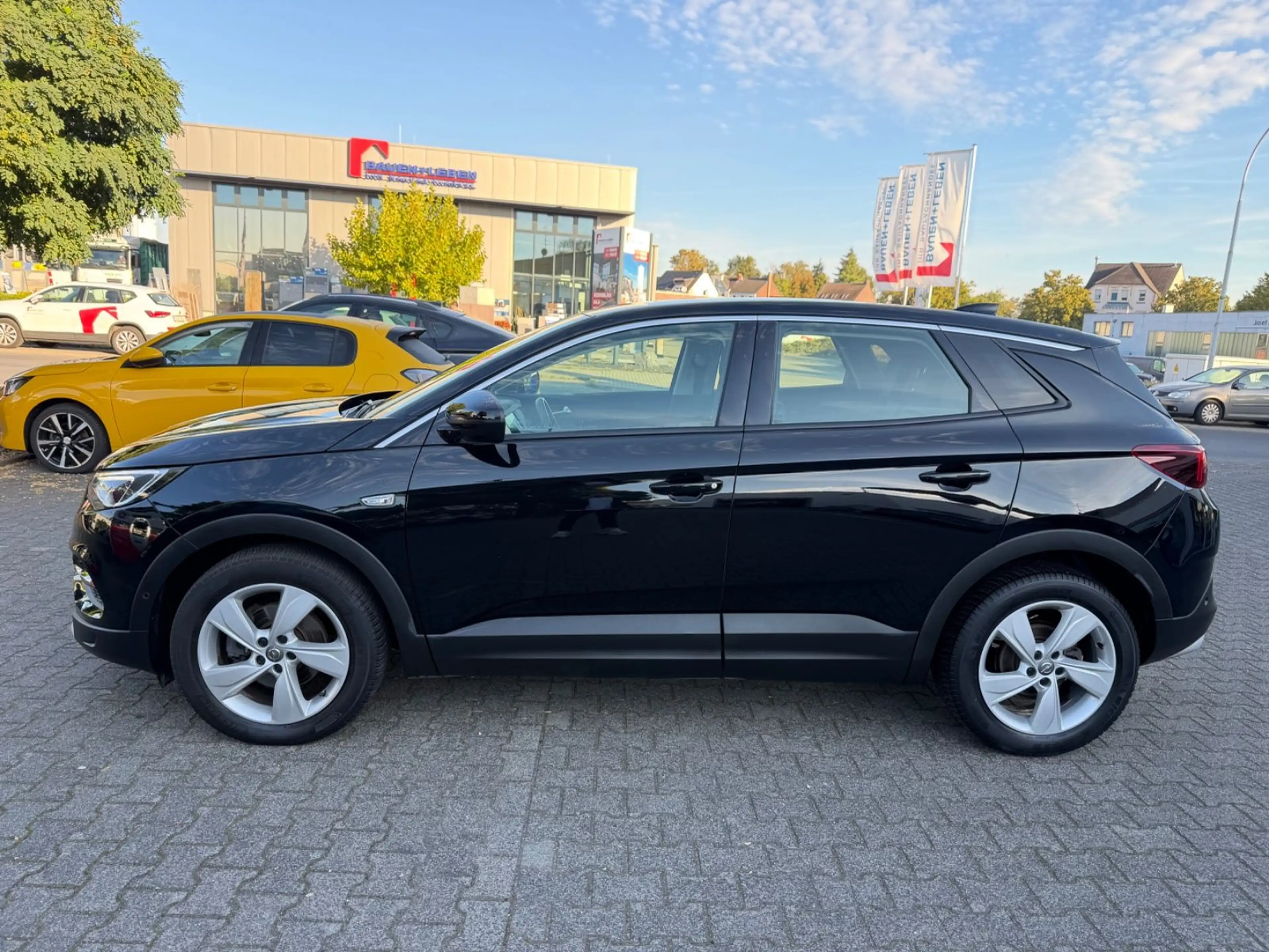Opel Grandland X Innovation — photo 3