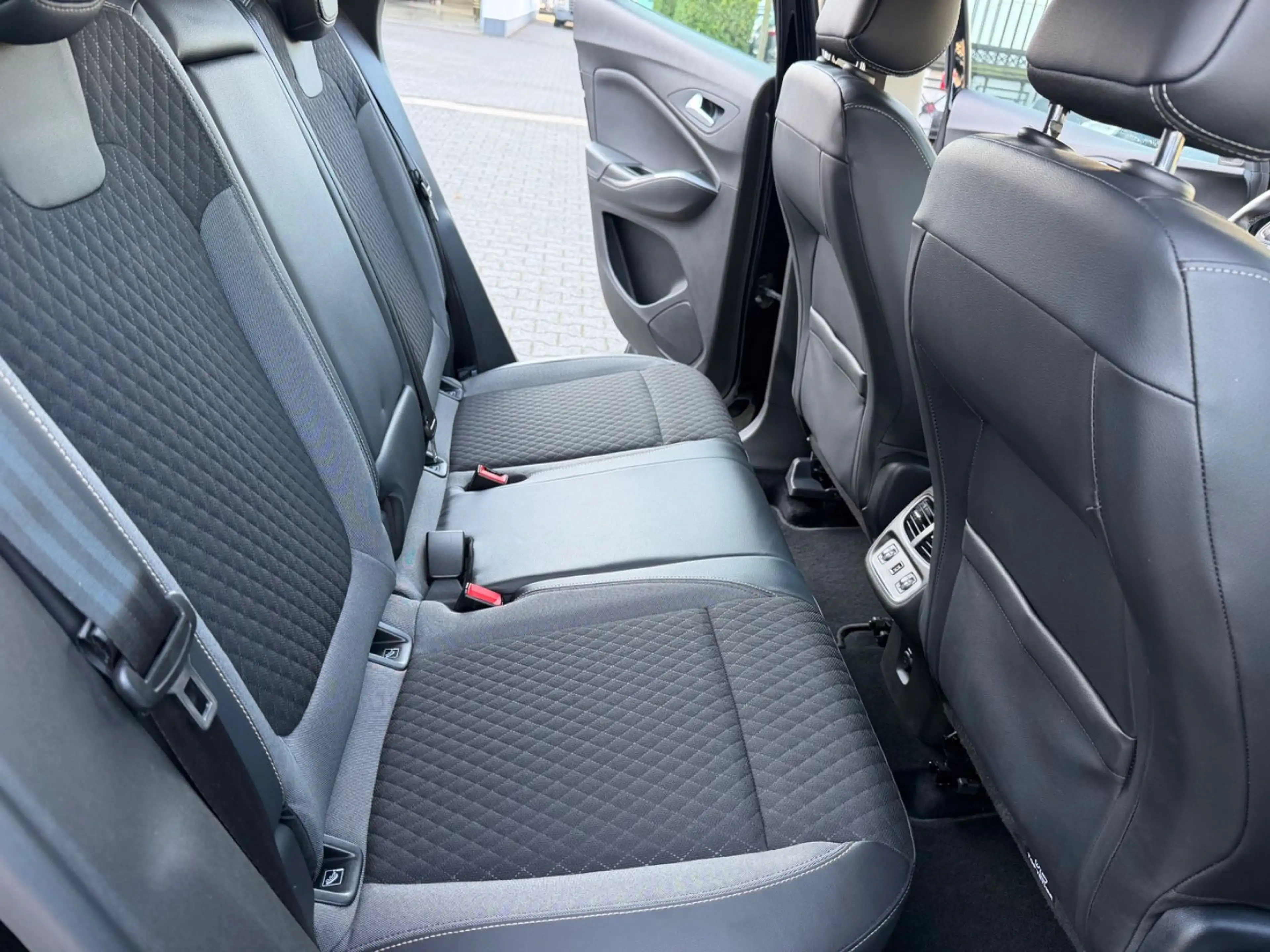 Opel Grandland X Innovation — photo 12