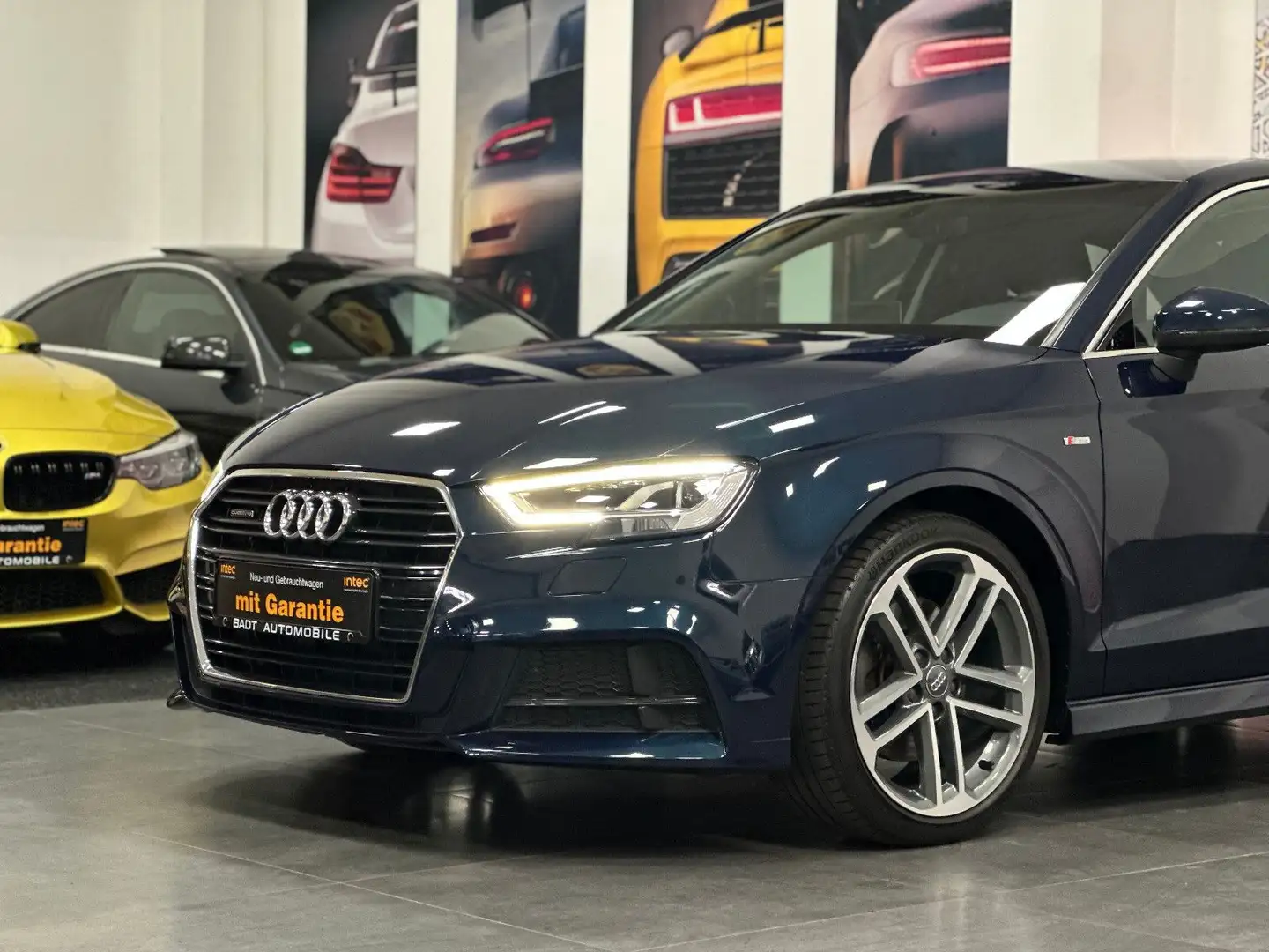 Audi A3 Limousine quattro sport S-Line S-Tronic Blauw - 2
