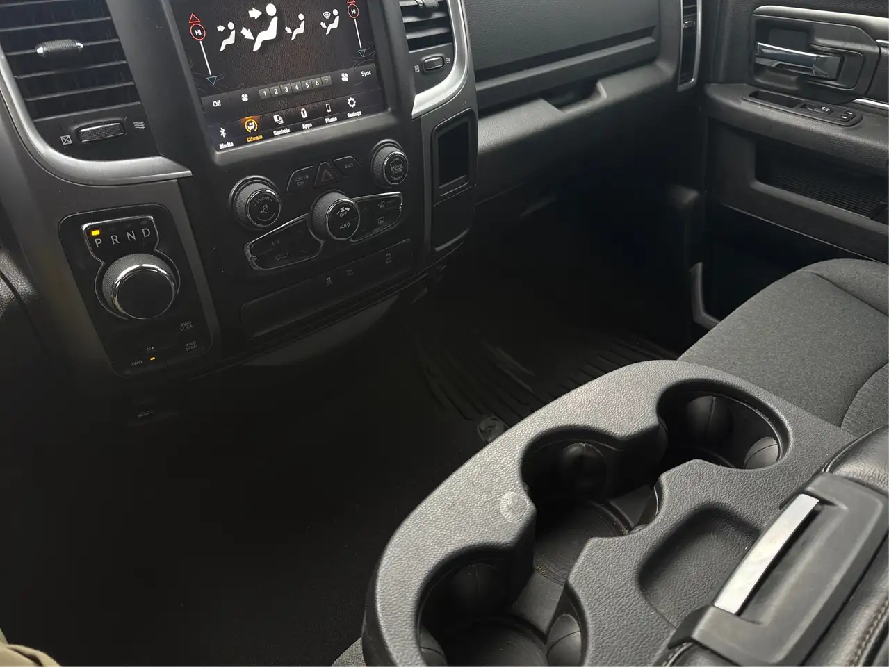RAM 1500 fotografie RAM 1500