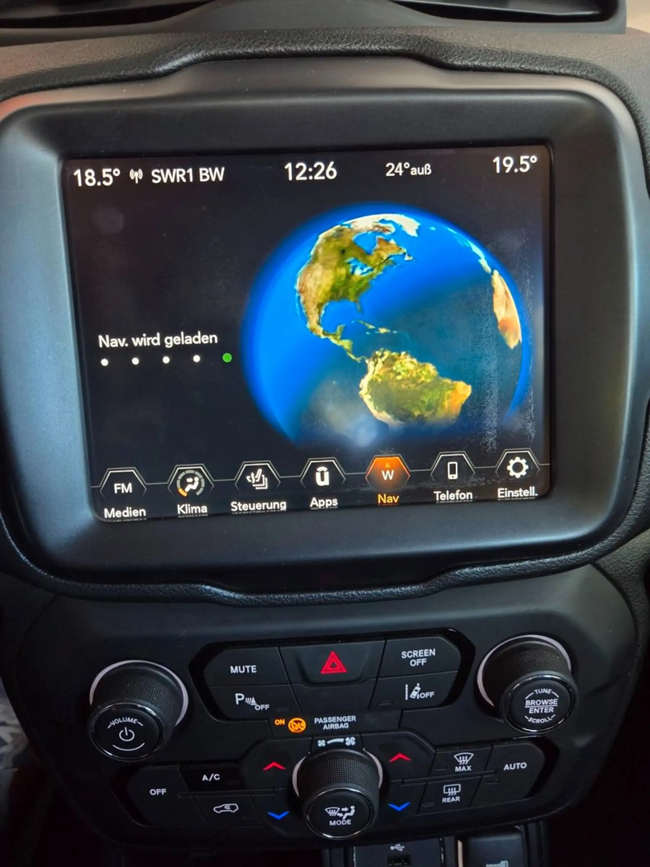 Jeep Renegade Limited 1.0 T-GDI (120PS) 6MT — photo 10