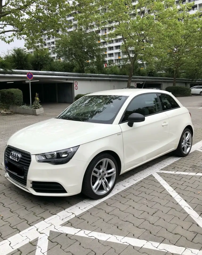 Audi A1 attraction 1.2 TFSI Beige - 1
