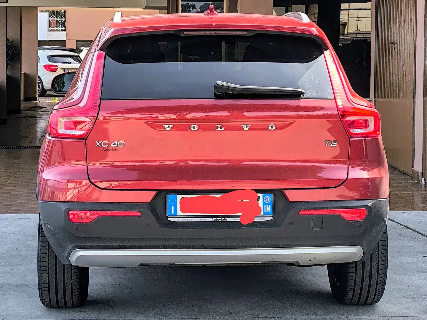 Volvo XC40 XC40 1.5 t2 Momentum Pro auto my21 Rosso - 2