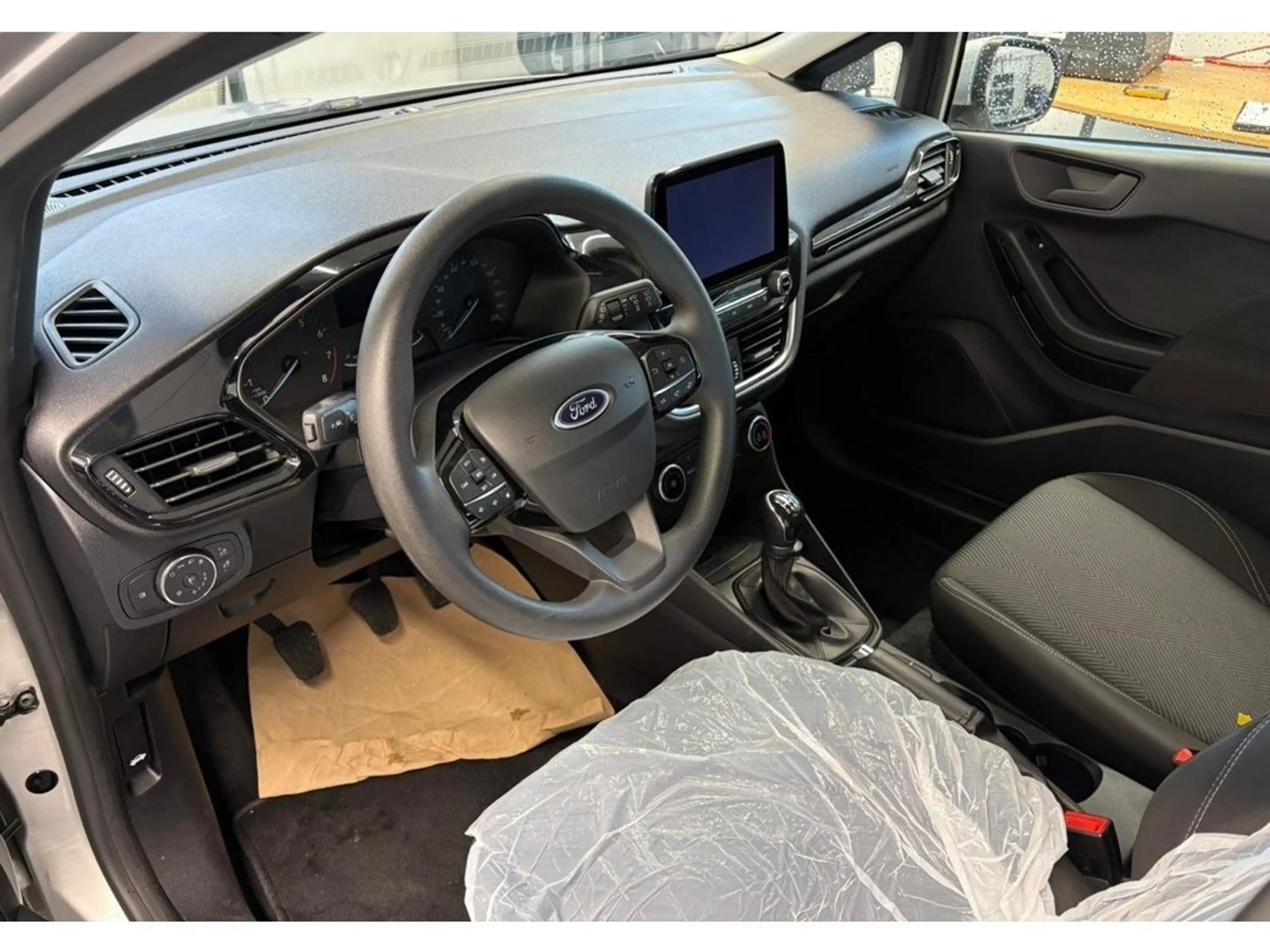 Ford Fiesta 1.1 Cool & Connect KAMERA/LED/TEMPO/NAVI/ — photo 3