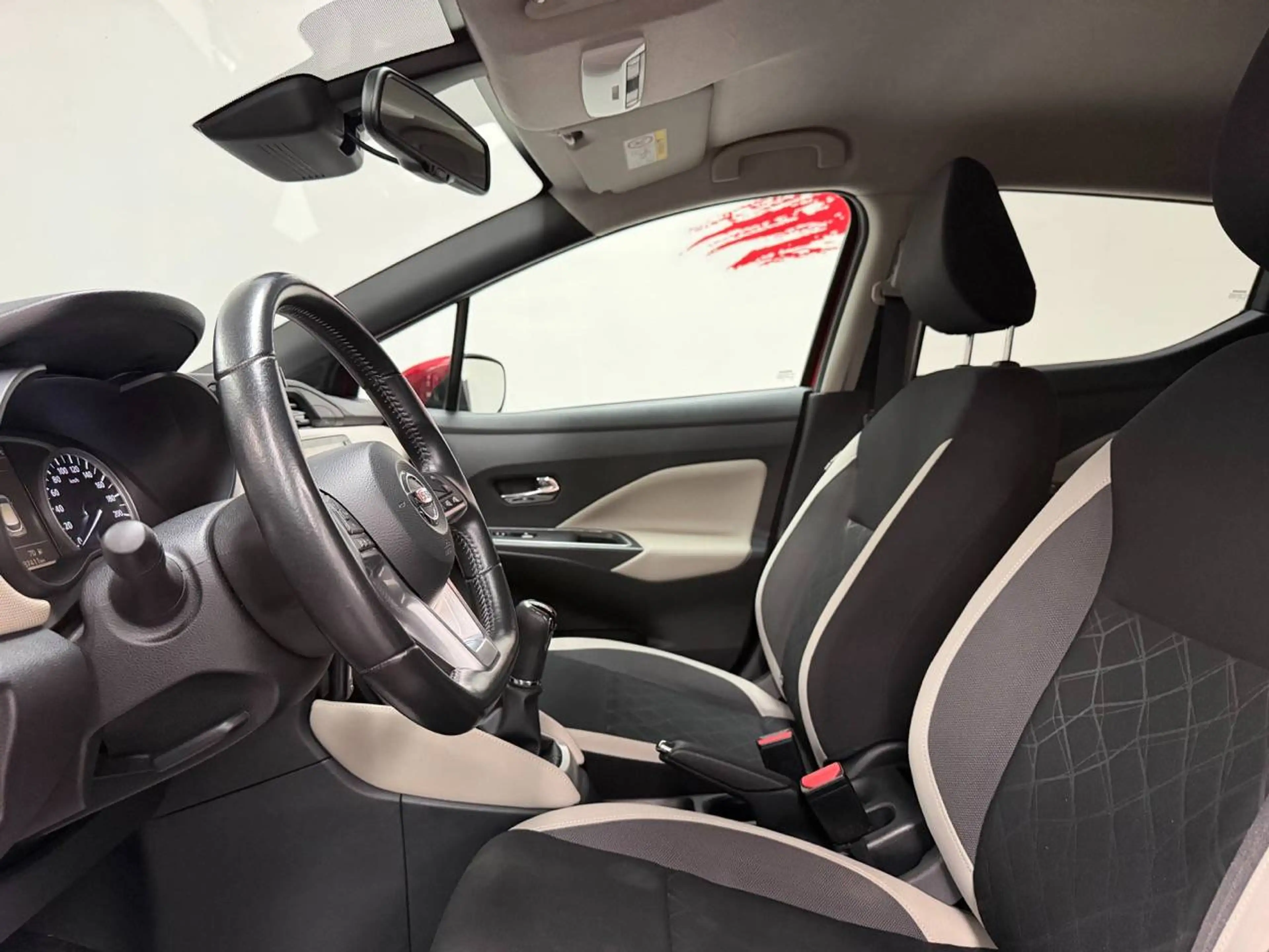 Nissan Micra Micra 1.0 IG-T Tekna — photo 8