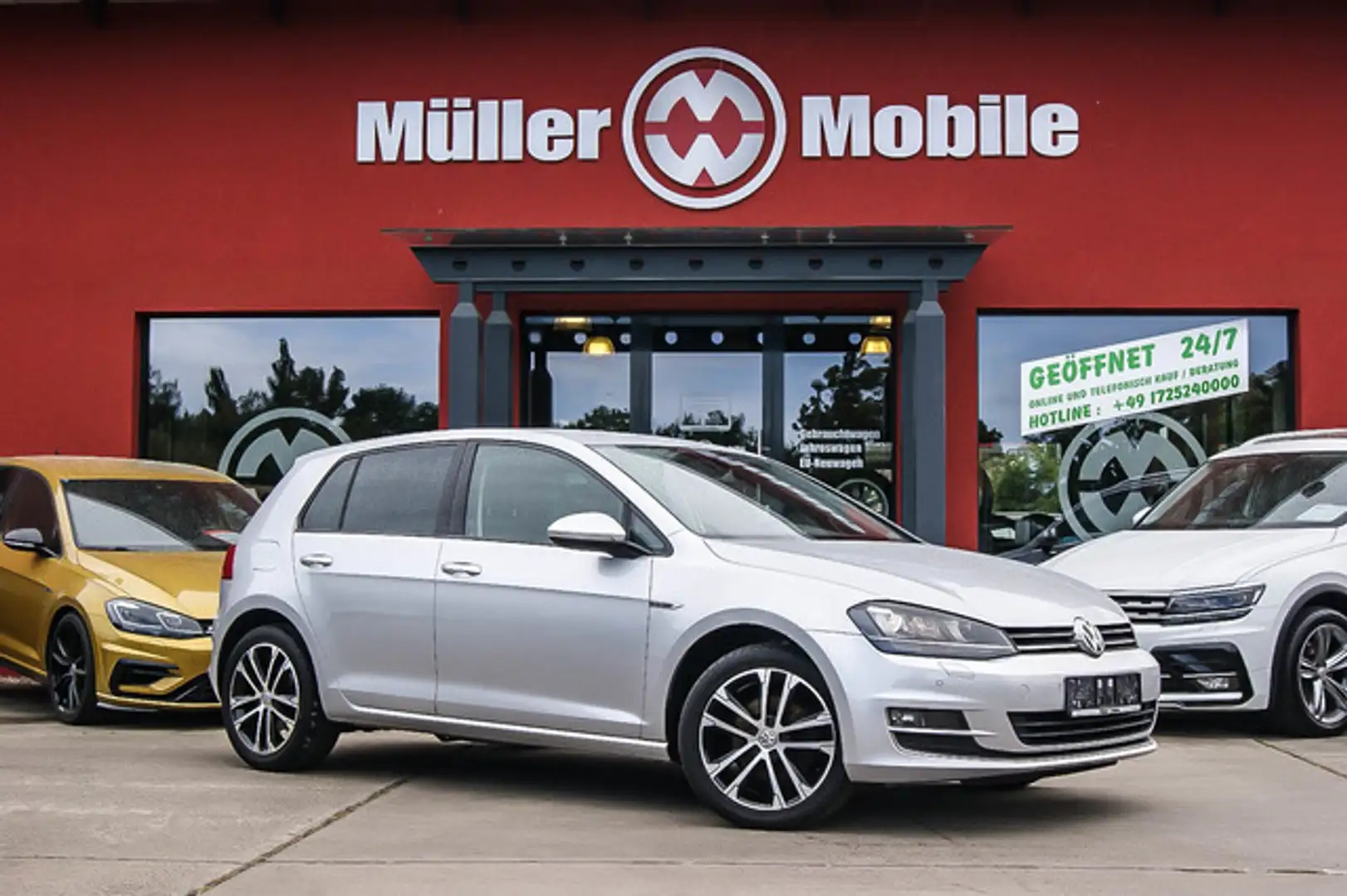 Volkswagen Golf VII 1.6 TDI Lounge Bi-XENON NAVIGATION PDC Plateado - 1