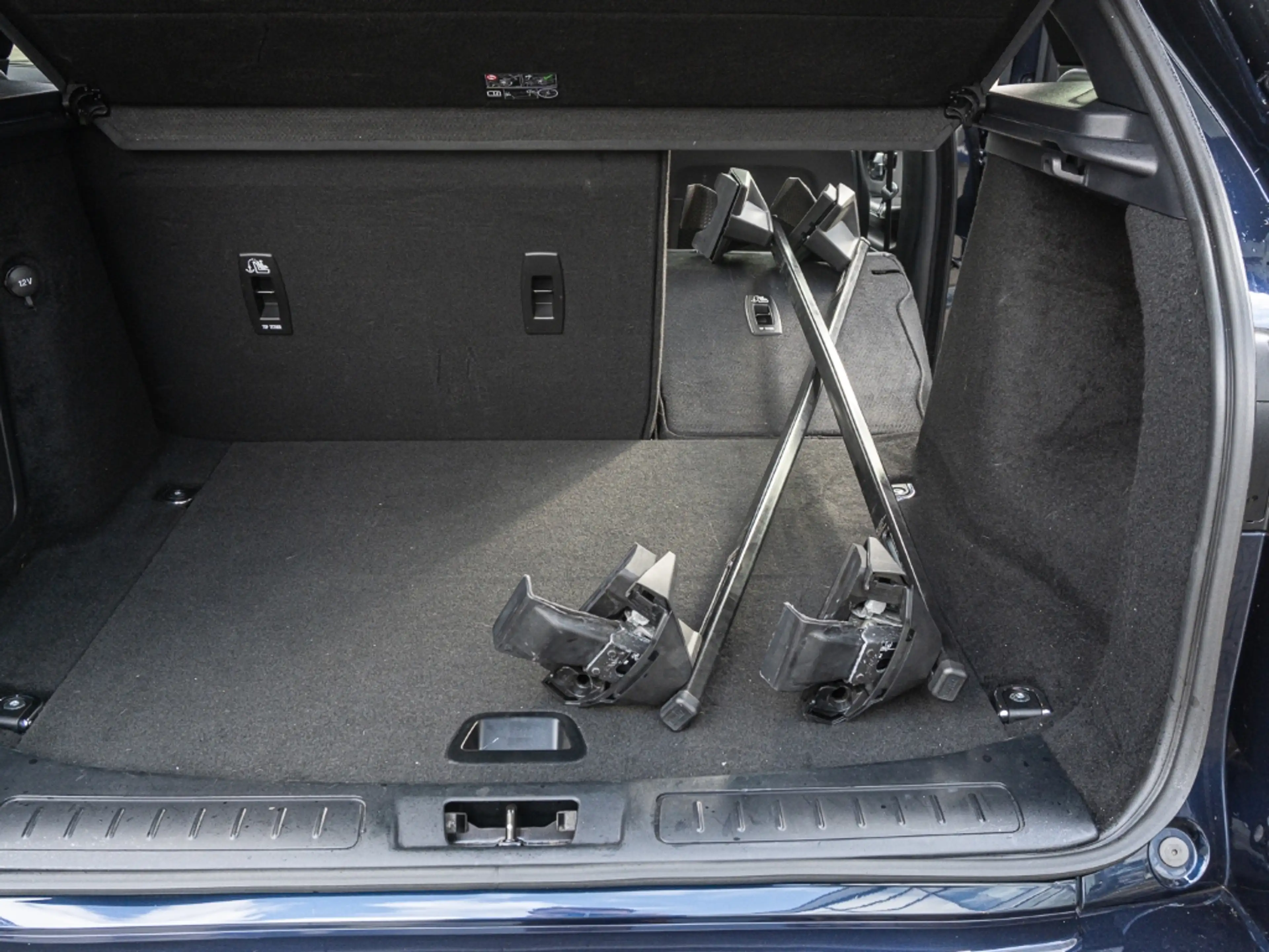 Land Rover Range Rover Evoque SE Dynamic Navi Leder Soundsystem Bi-Xenon Sperrdi — photo 14