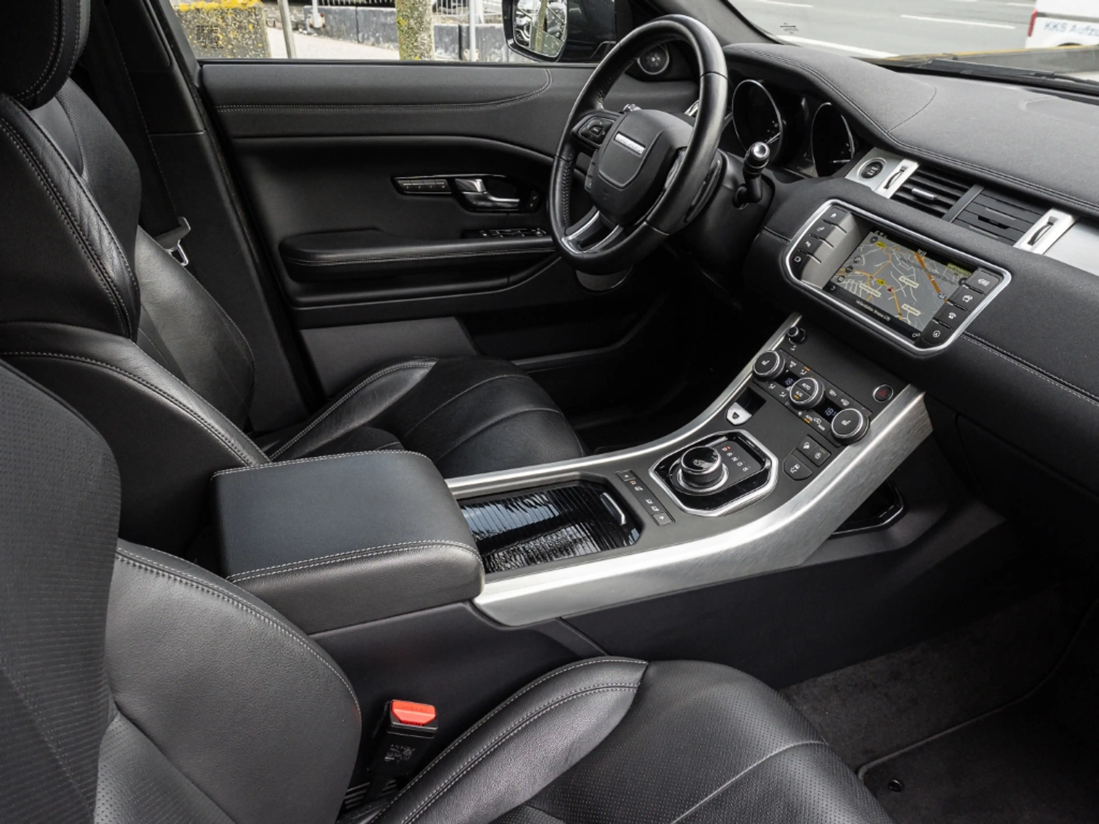 Land Rover Range Rover Evoque SE Dynamic Navi Leder Soundsystem Bi-Xenon Sperrdi — photo 4