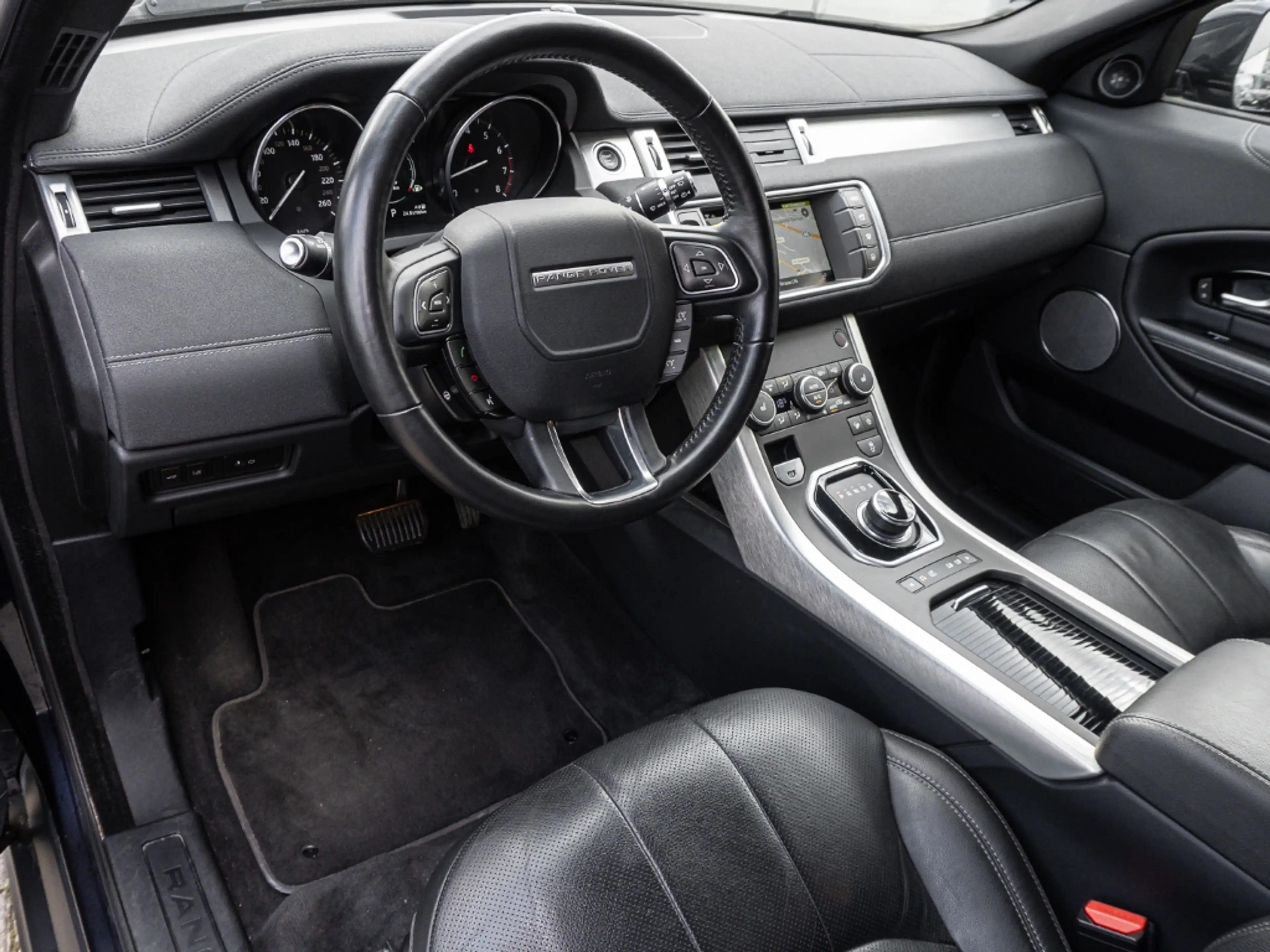 Land Rover Range Rover Evoque SE Dynamic Navi Leder Soundsystem Bi-Xenon Sperrdi — photo 5