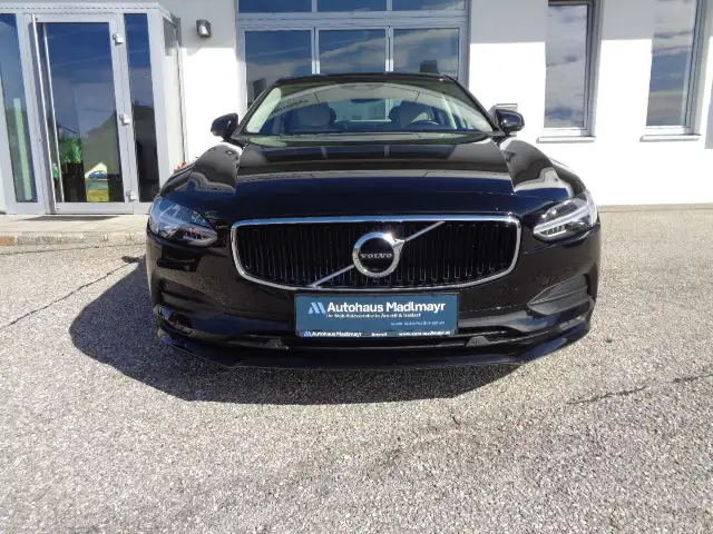 Volvo S90 Momentum *ERSTBESITZ*