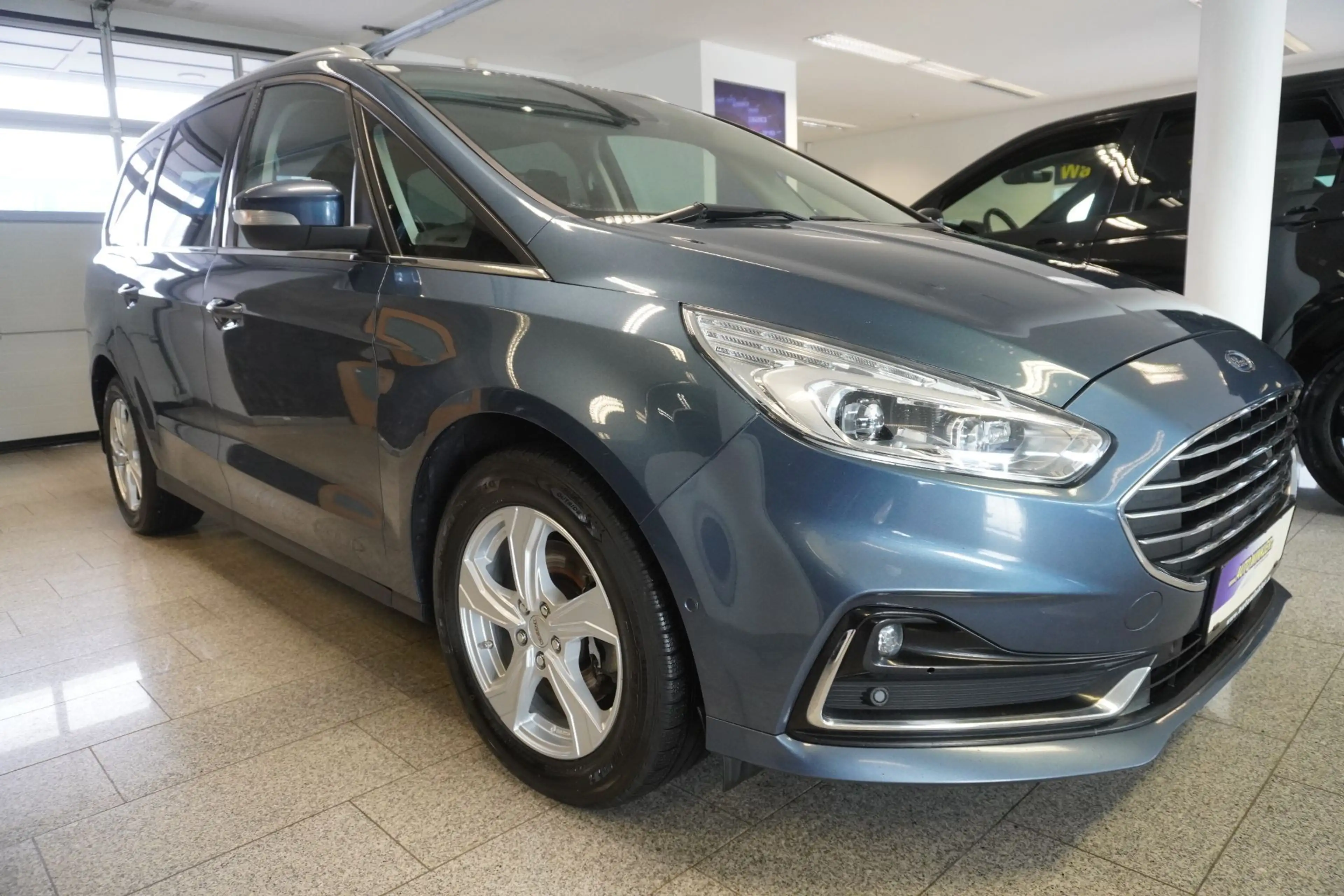 Ford Galaxy 2.0 EcoBlue Aut Navi/Matrix — photo 3