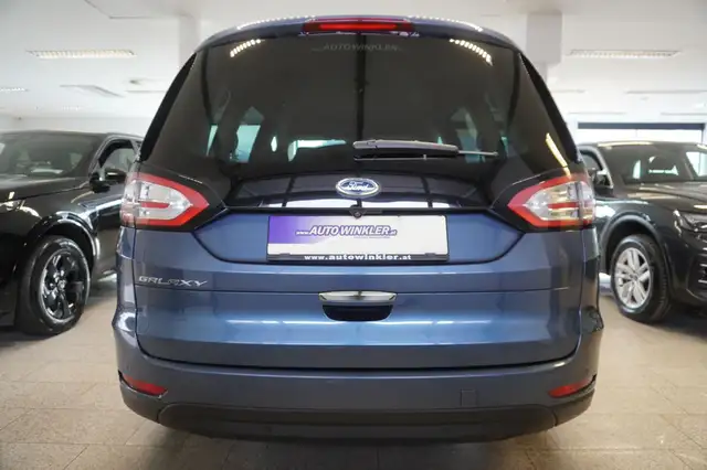 Ford Galaxy view 6