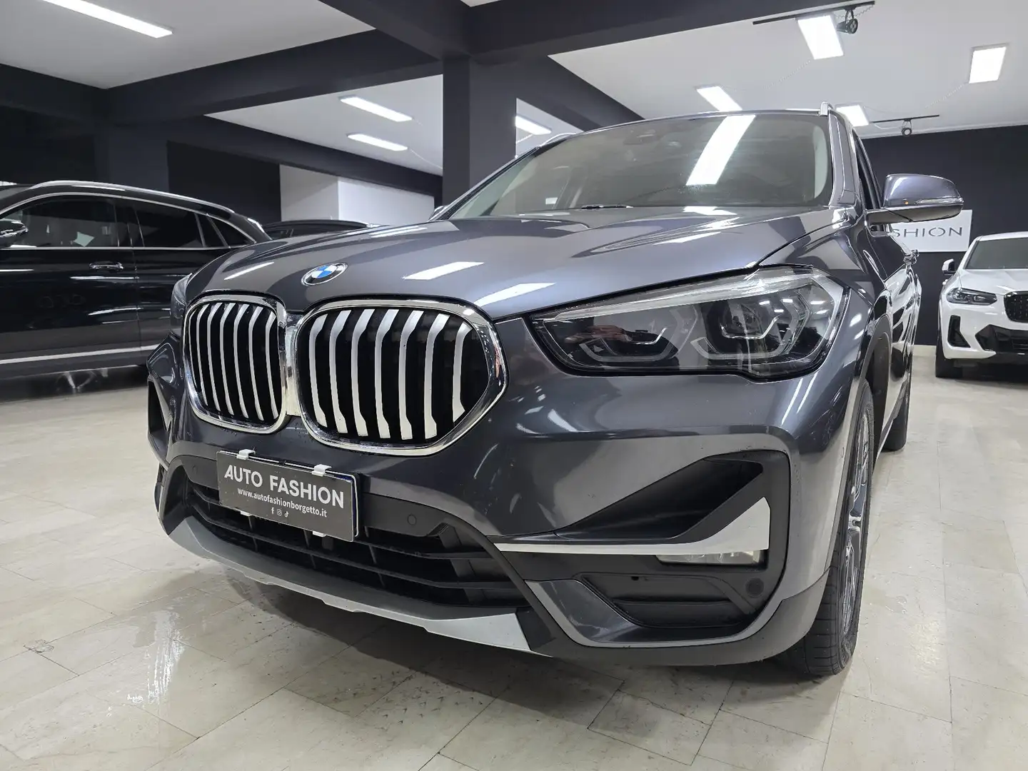 BMW X1 X1 F48 2020 sdrive18d Xline auto Grigio - 2
