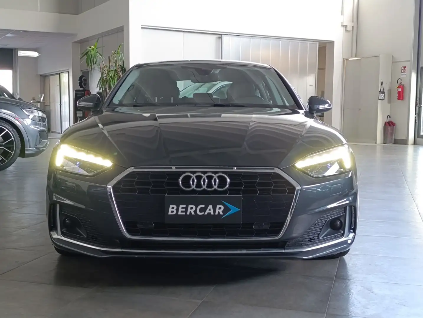 Audi A5 A5 SPB 40 g-tron S tronic Business Advanced Grigio - 2