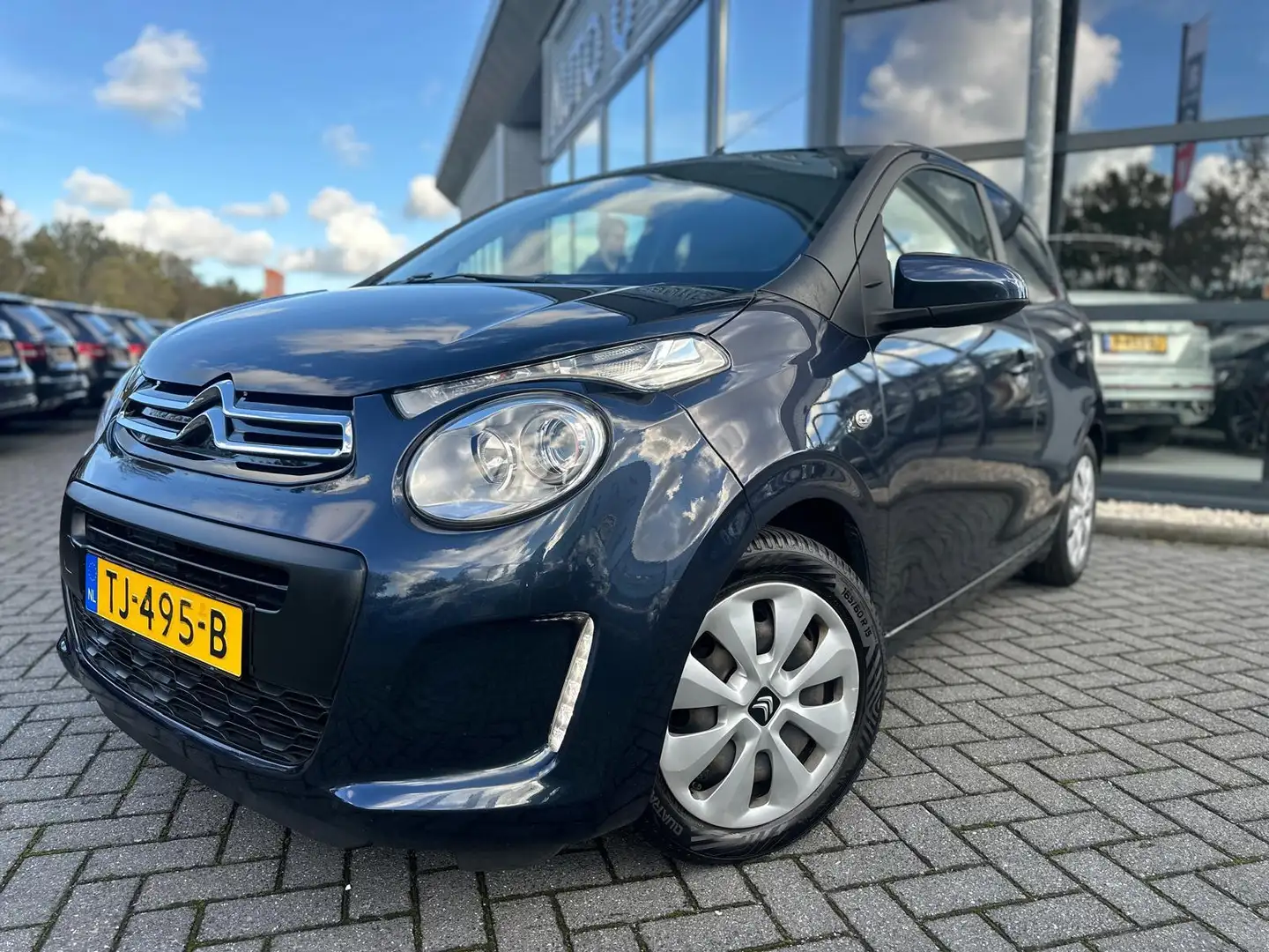 Citroen C1 1.0 e-VTi Feel | Trekhaak | Airco | 5 Deurs | Blauw - 2