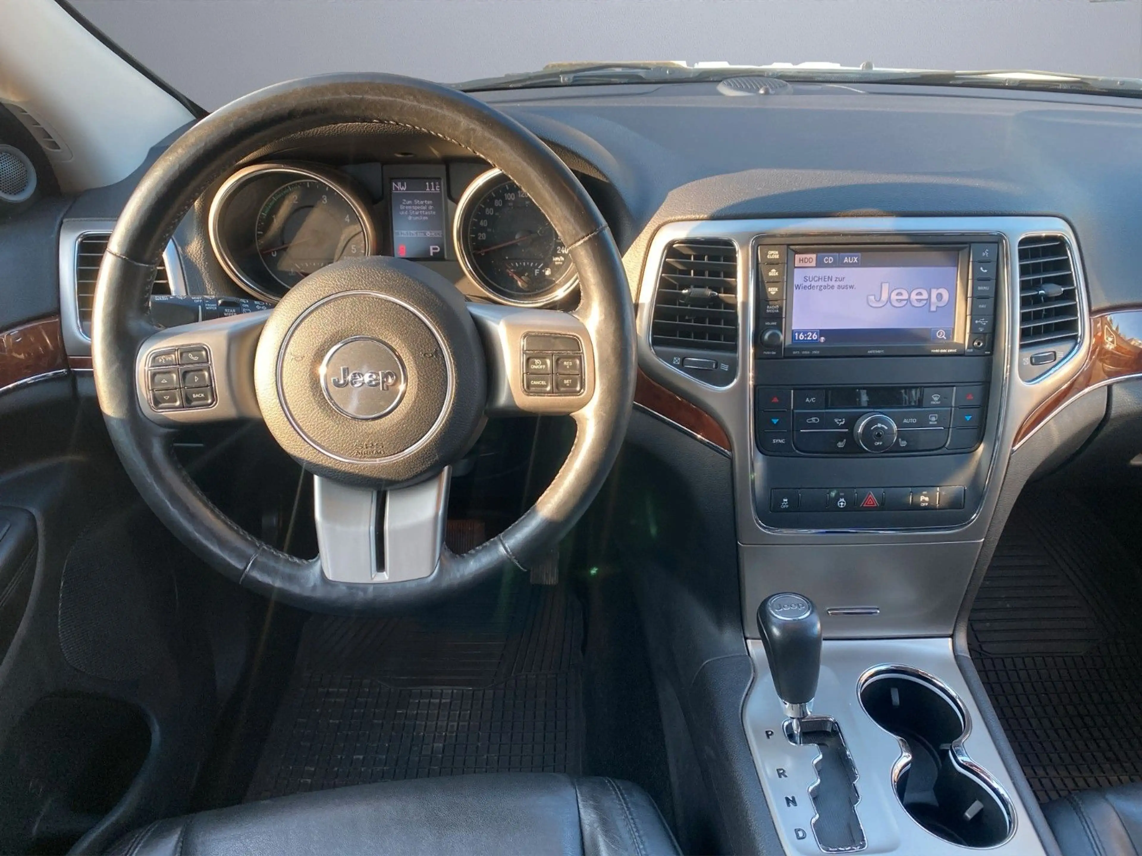 Jeep Grand Cherokee 3.0 CRD Limited 20 Zoll AHK — photo 13