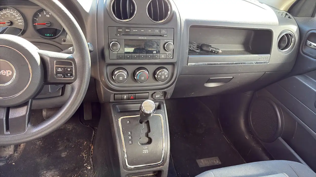 Jeep Patriot снимка Jeep Patriot