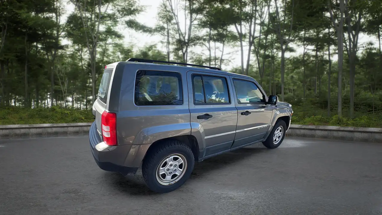 Jeep Patriot снимка Jeep Patriot