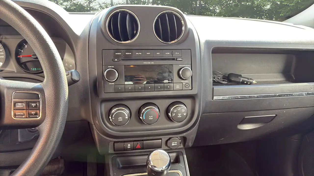 Jeep Patriot снимка Jeep Patriot