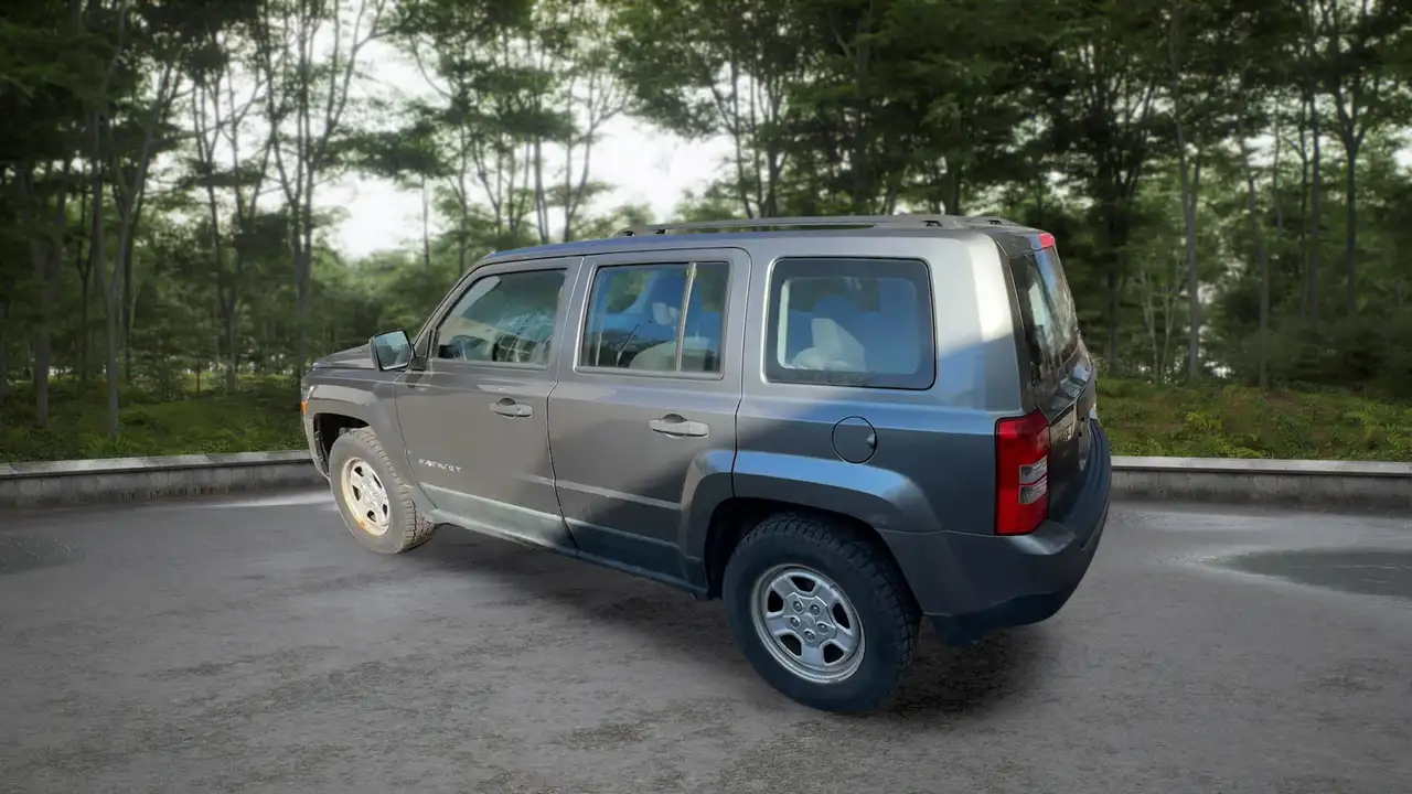 Jeep Patriot снимка Jeep Patriot