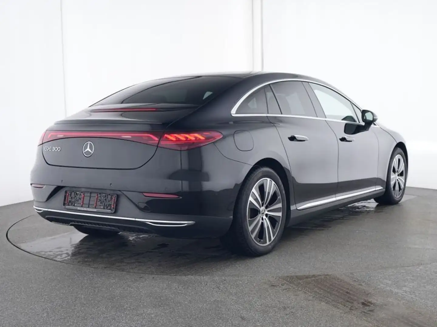 Mercedes-Benz EQE 300 Electric Art Advanced WinterPaket+Servic Schwarz - 2