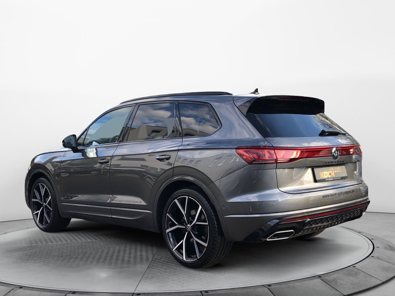 Volkswagen Touareg 3.0TDI R-Line Leder Pano HUD AHK — photo 4