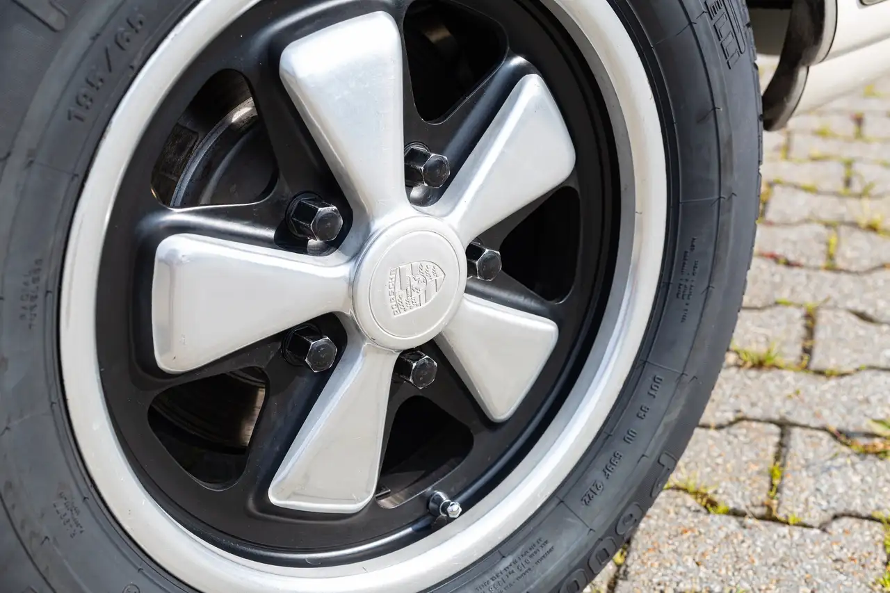 Porsche 911 2.4 T "Urmodell" Unrestauriert im Originalzustand, foto 5