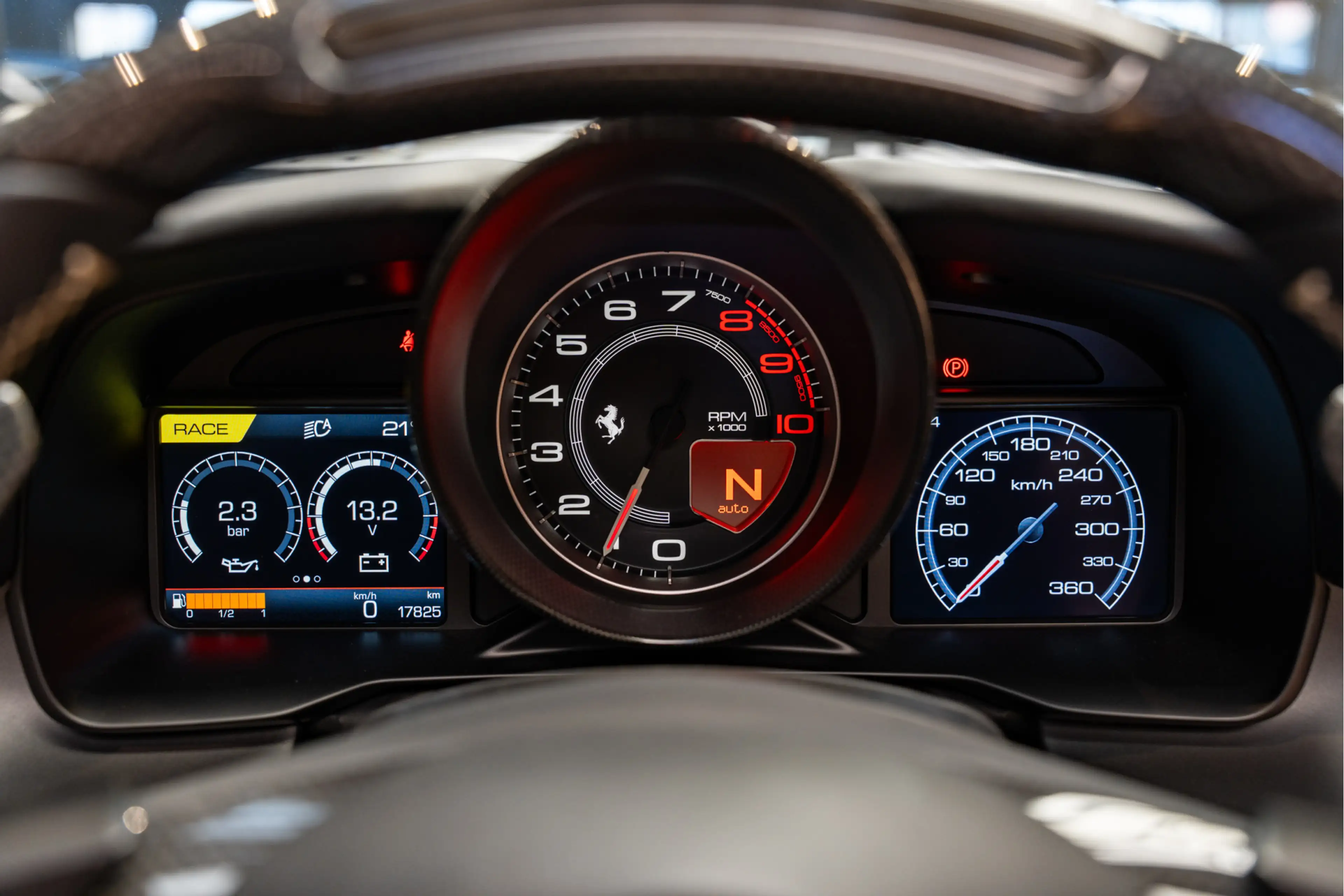 Ferrari F8 Spider 3.9 V8 Lift Carbon Seats Novitec Akrapovic Carbon — photo 39