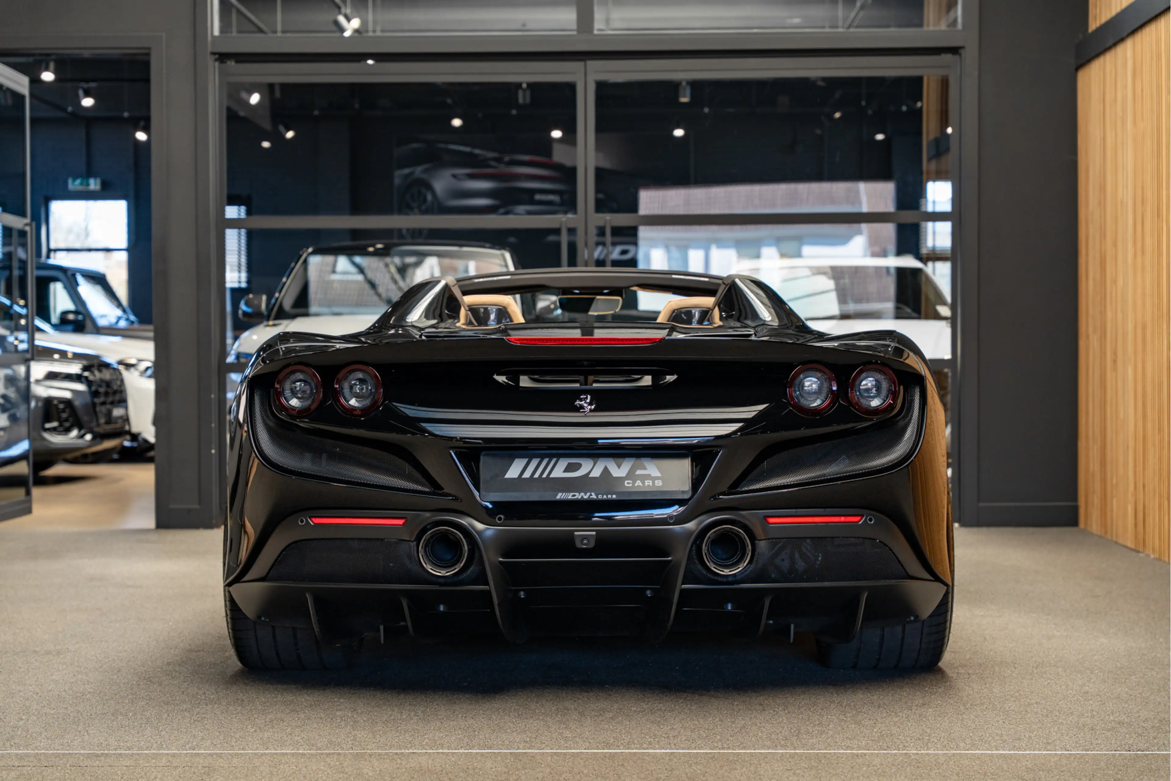 Ferrari F8 Spider 3.9 V8 Lift Carbon Seats Novitec Akrapovic Carbon — photo 3