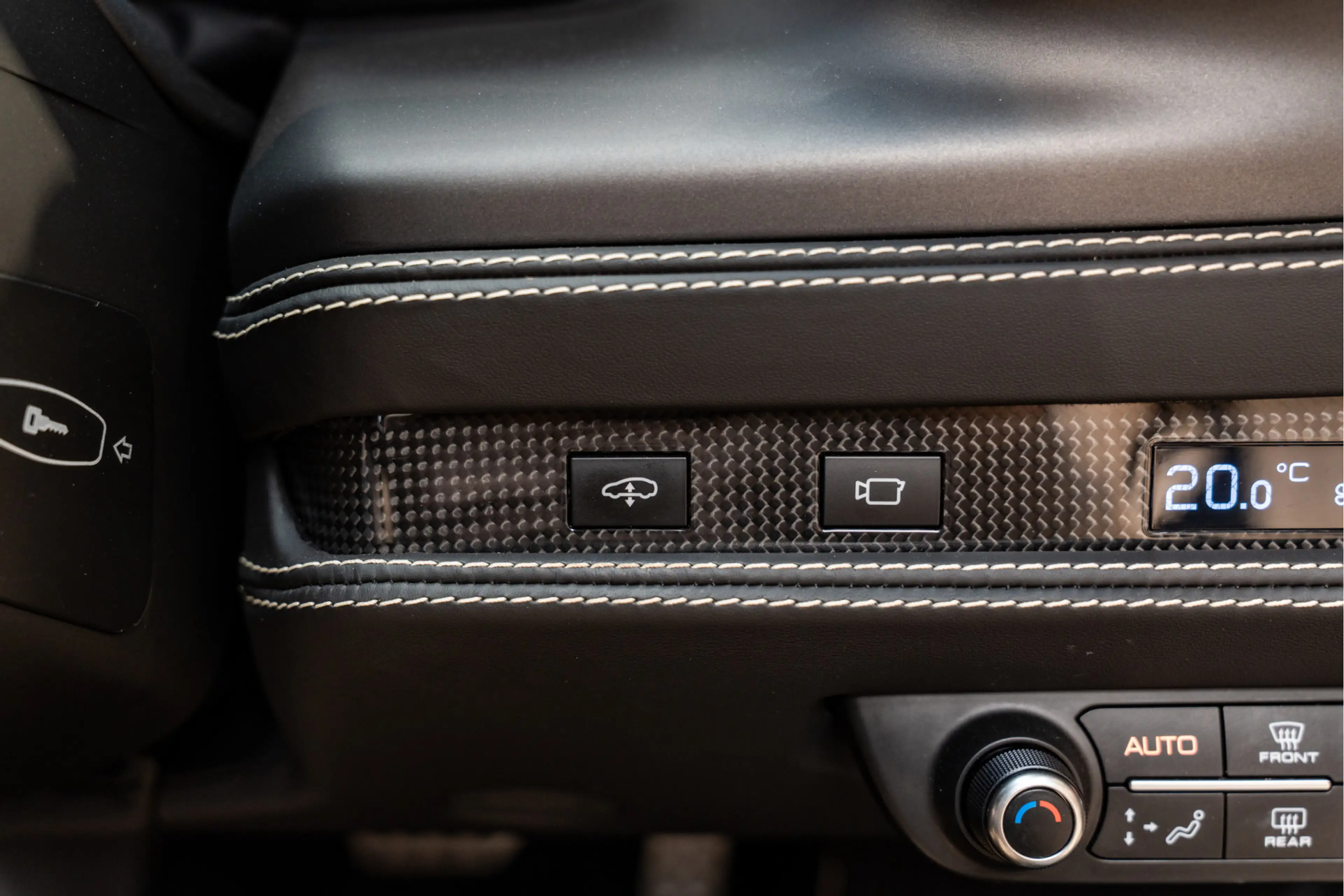 Ferrari F8 Spider 3.9 V8 Lift Carbon Seats Novitec Akrapovic Carbon — photo 48