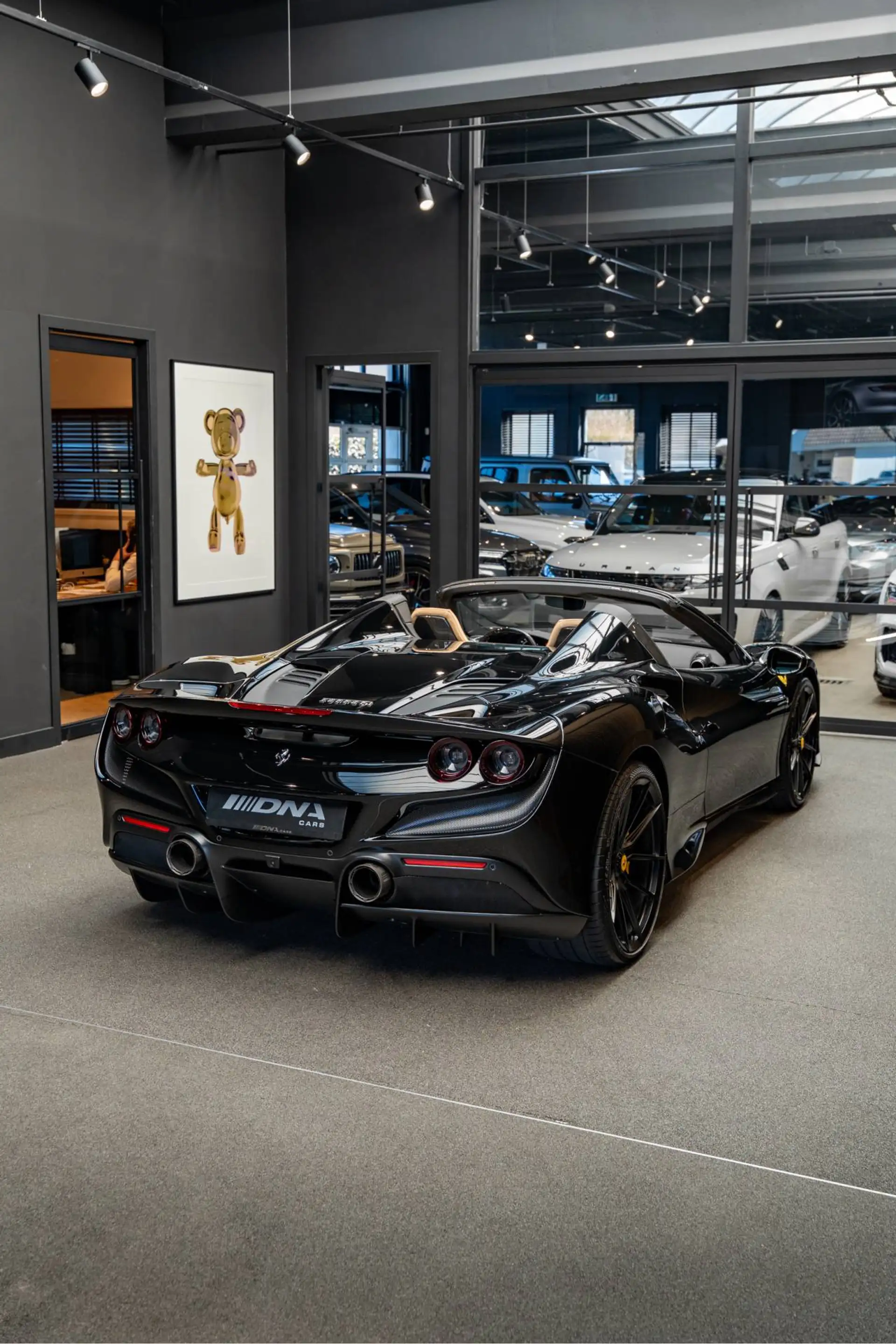 Ferrari F8 Spider 3.9 V8 Lift Carbon Seats Novitec Akrapovic Carbon — photo 26