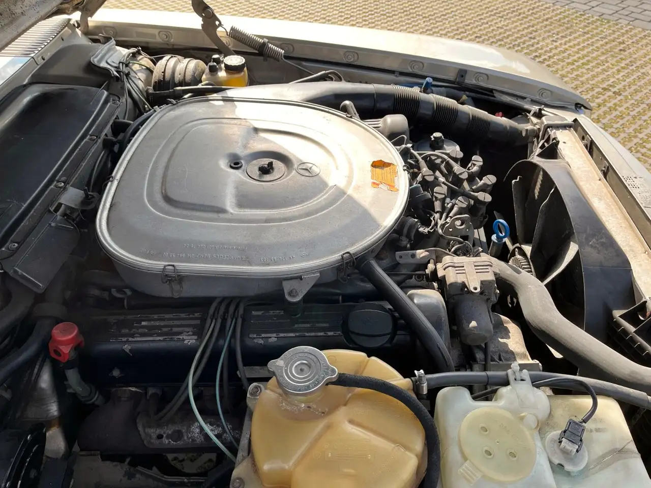Mercedes-Benz 560 SL, foto 11