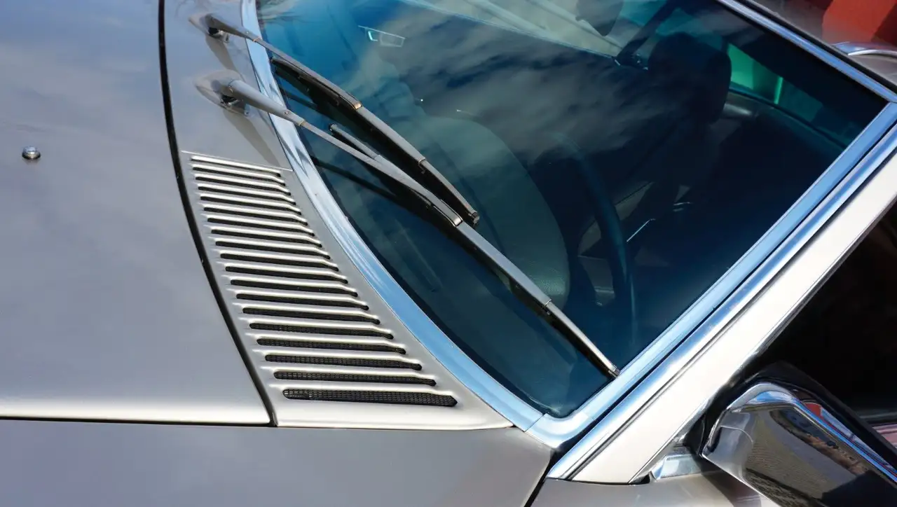 Mercedes-Benz 560 SL, foto 12