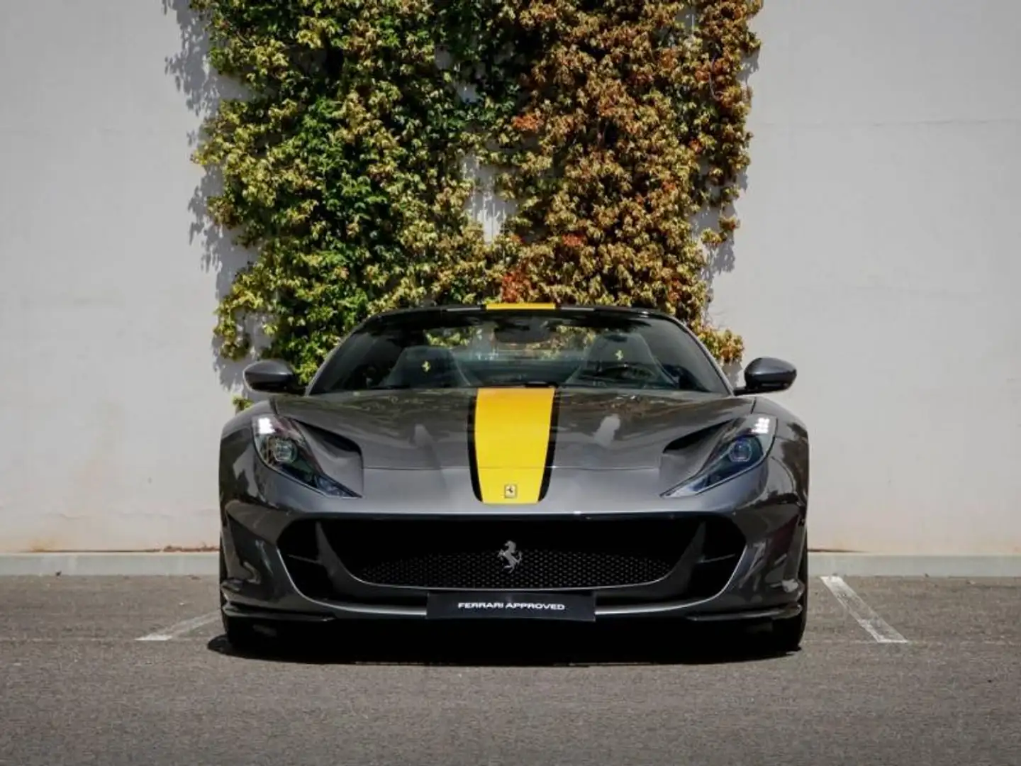Ferrari 812 GTS Gris - 2