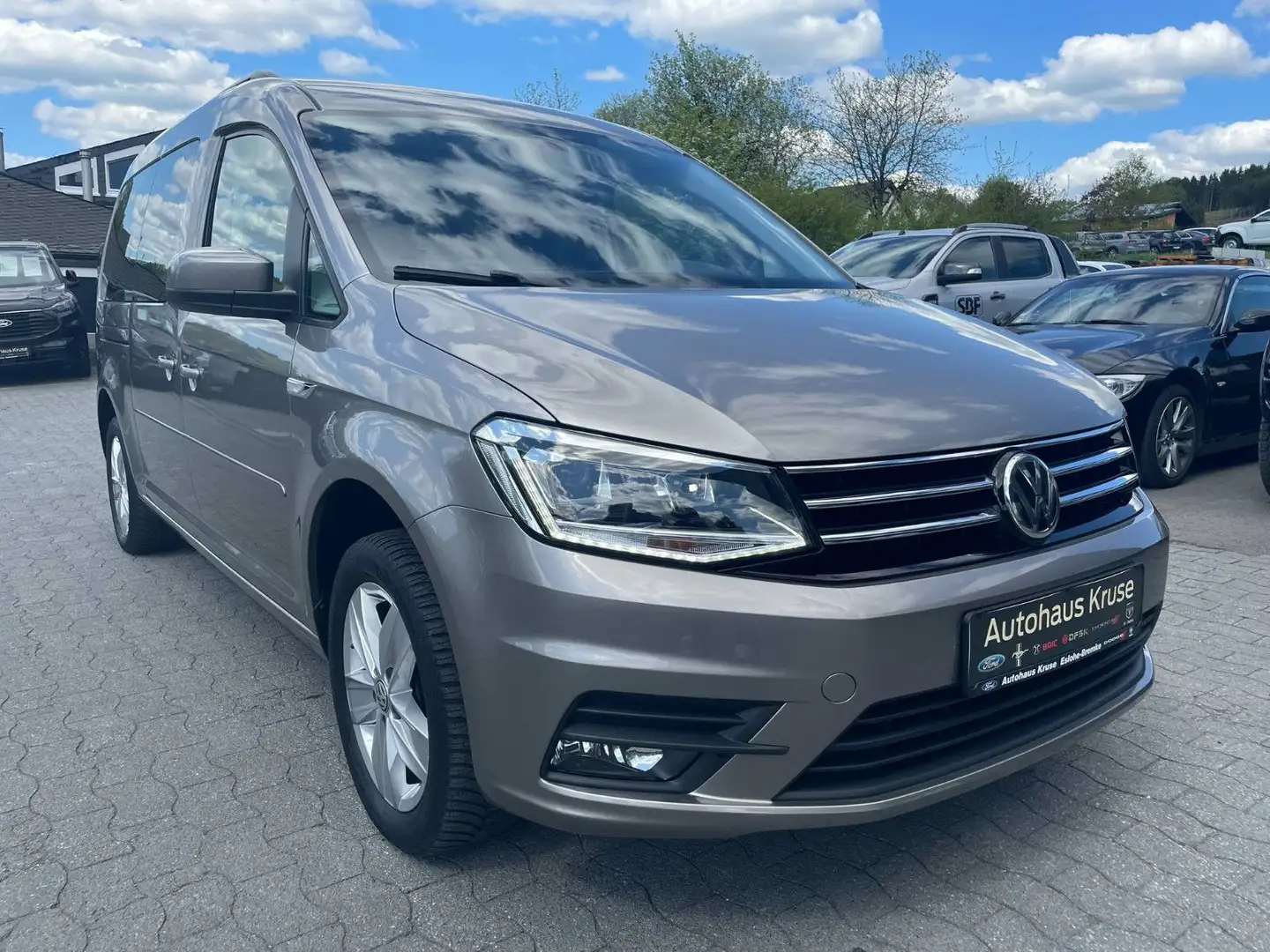 Volkswagen Caddy PKW Maxi Comfortline BMT Beige - 1