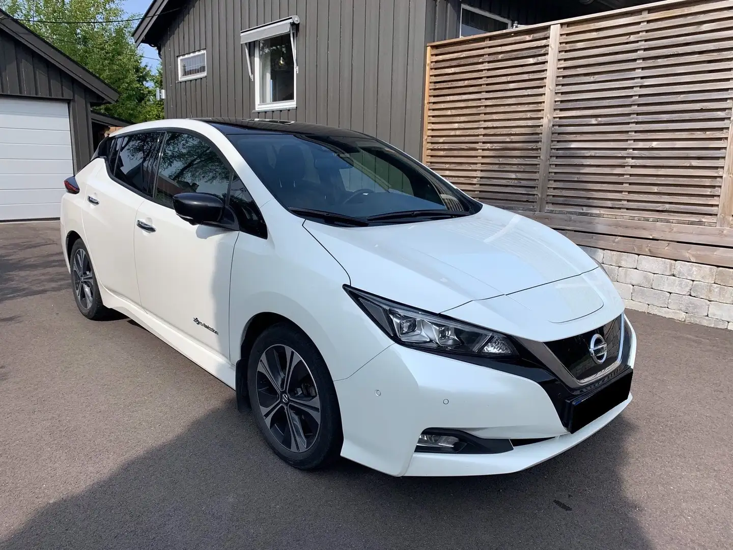 Nissan Leaf Leaf 40 kWh TEKNA Weiß - 1