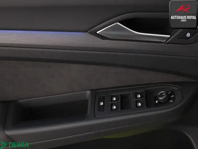 Volkswagen Golf view 14
