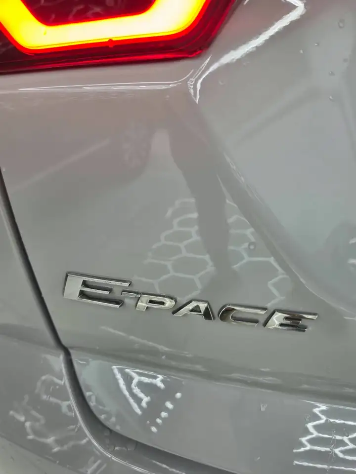 Jaguar E-Pace 2.0 i4 R-Dynamic HSE awd 200cv auto, миниатюра 5