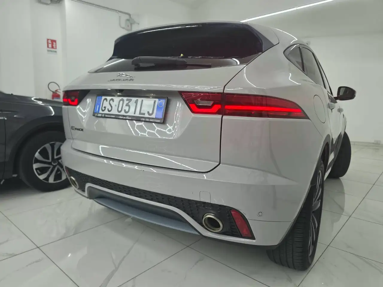 Jaguar E-Pace 2.0 i4 R-Dynamic HSE awd 200cv auto, миниатюра 8