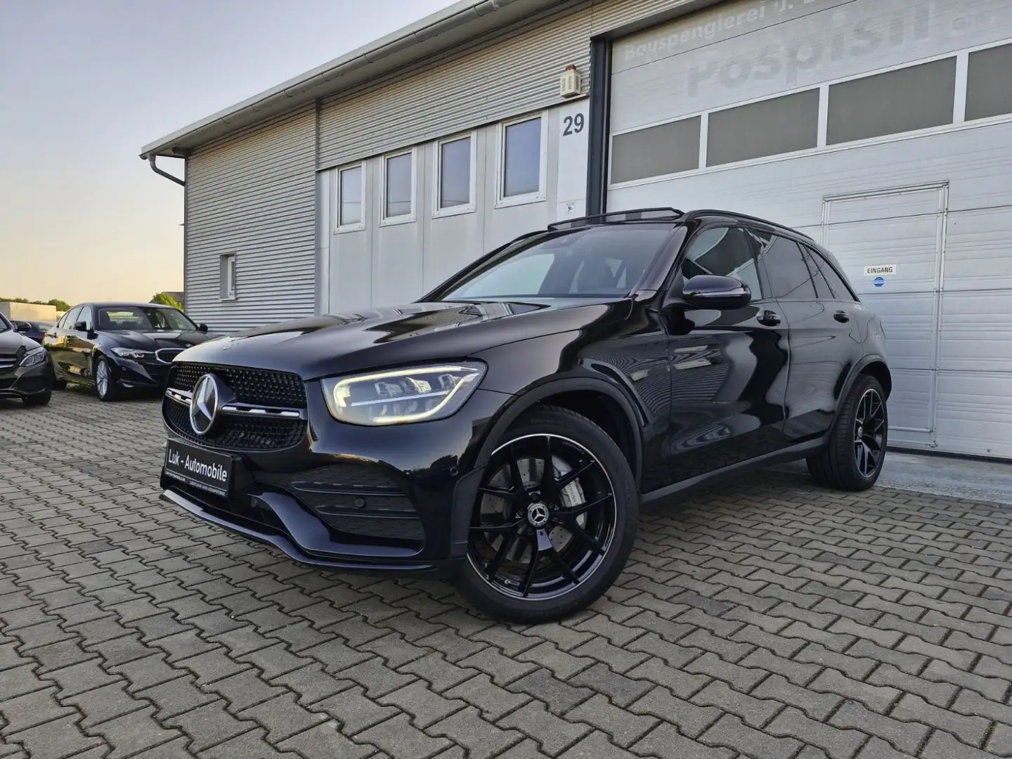 Mercedes-Benz GLC 220 d 4Matic°PANO°MEMORY°DAB° Schwarz - 1