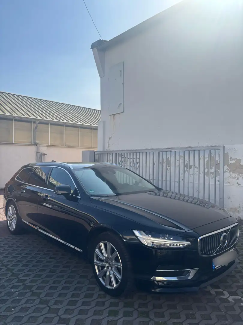 Volvo V90 - 2