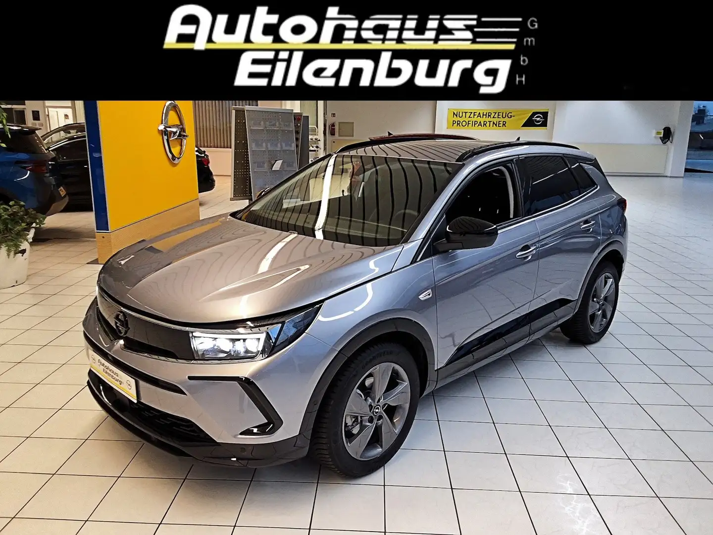 Opel Grandland 1.2 Matrixlicht,el.Heckklappe,Navi,360°Kamera Grau - 1