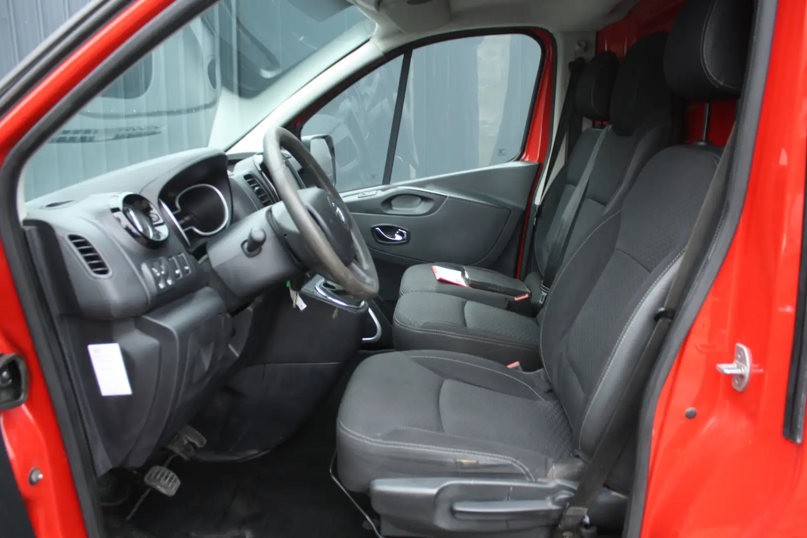 Opel Vivaro 1.6 CDTI L1H1 Edition - NAVIGATIE - IMPERIAAL - TR Rood - 2