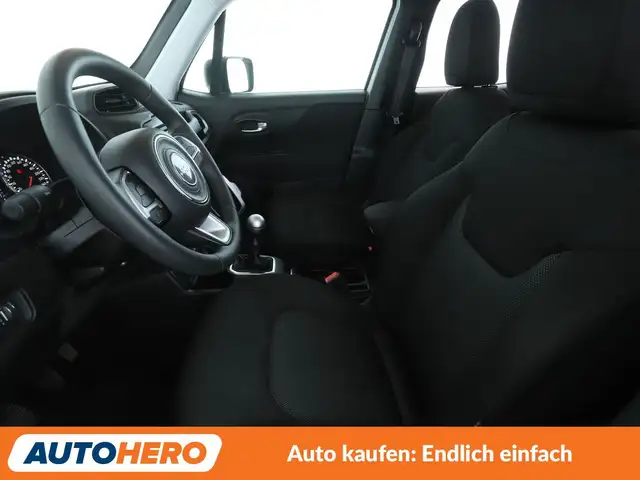 Jeep Renegade view 10