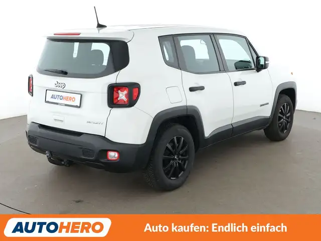 Jeep Renegade view 6