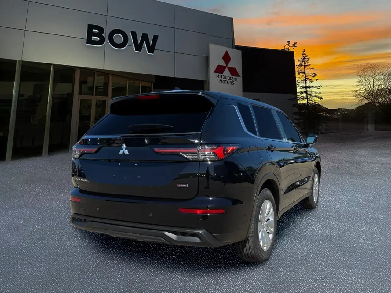 Mitsubishi Outlander снимка Mitsubishi Outlander