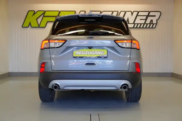 Ford Kuga view 5